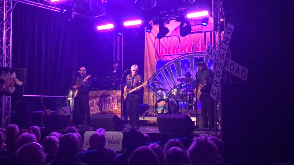 TheUnravellingWilburys03